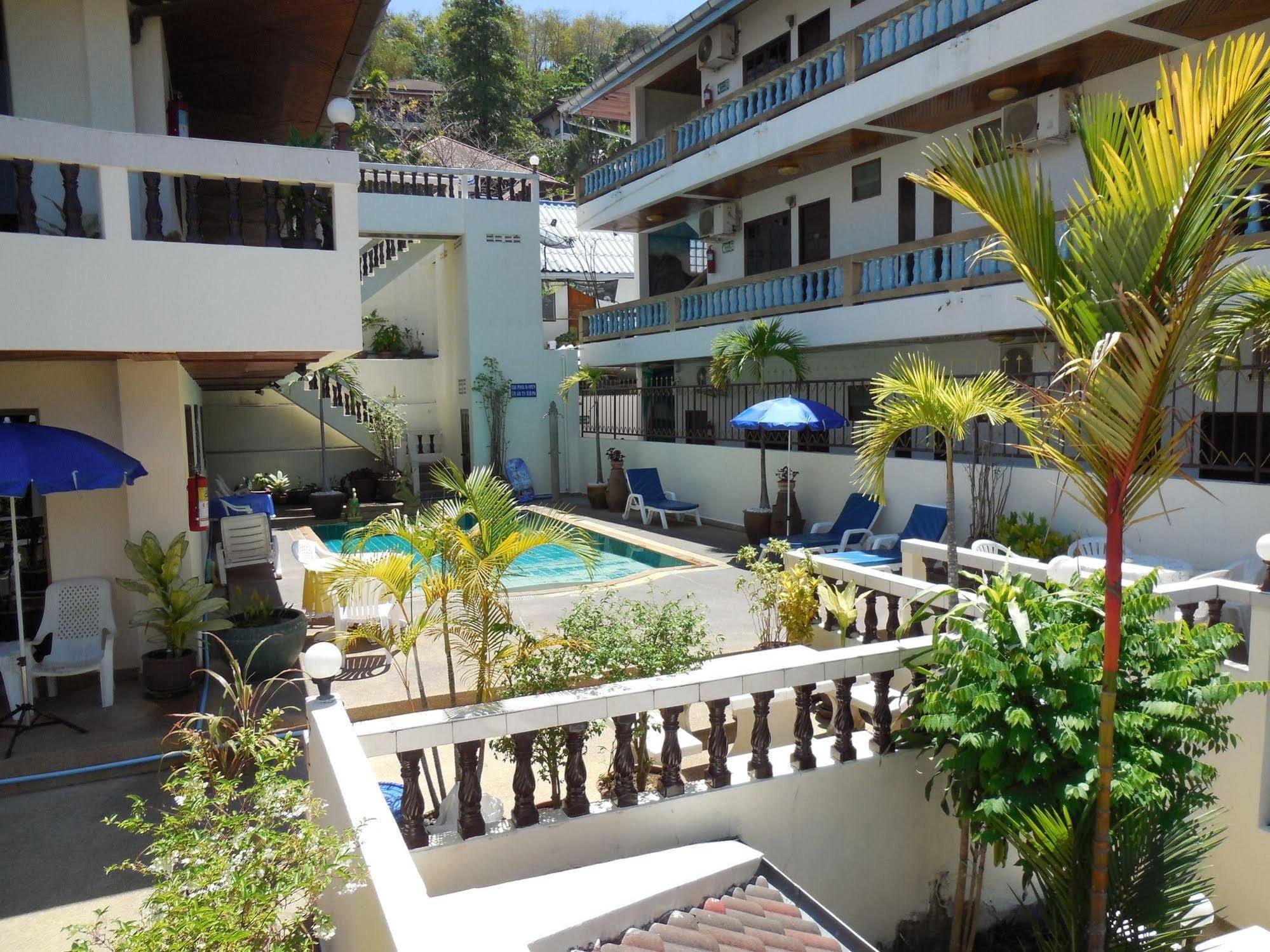 Blue Sky Residence Patong Exterior foto