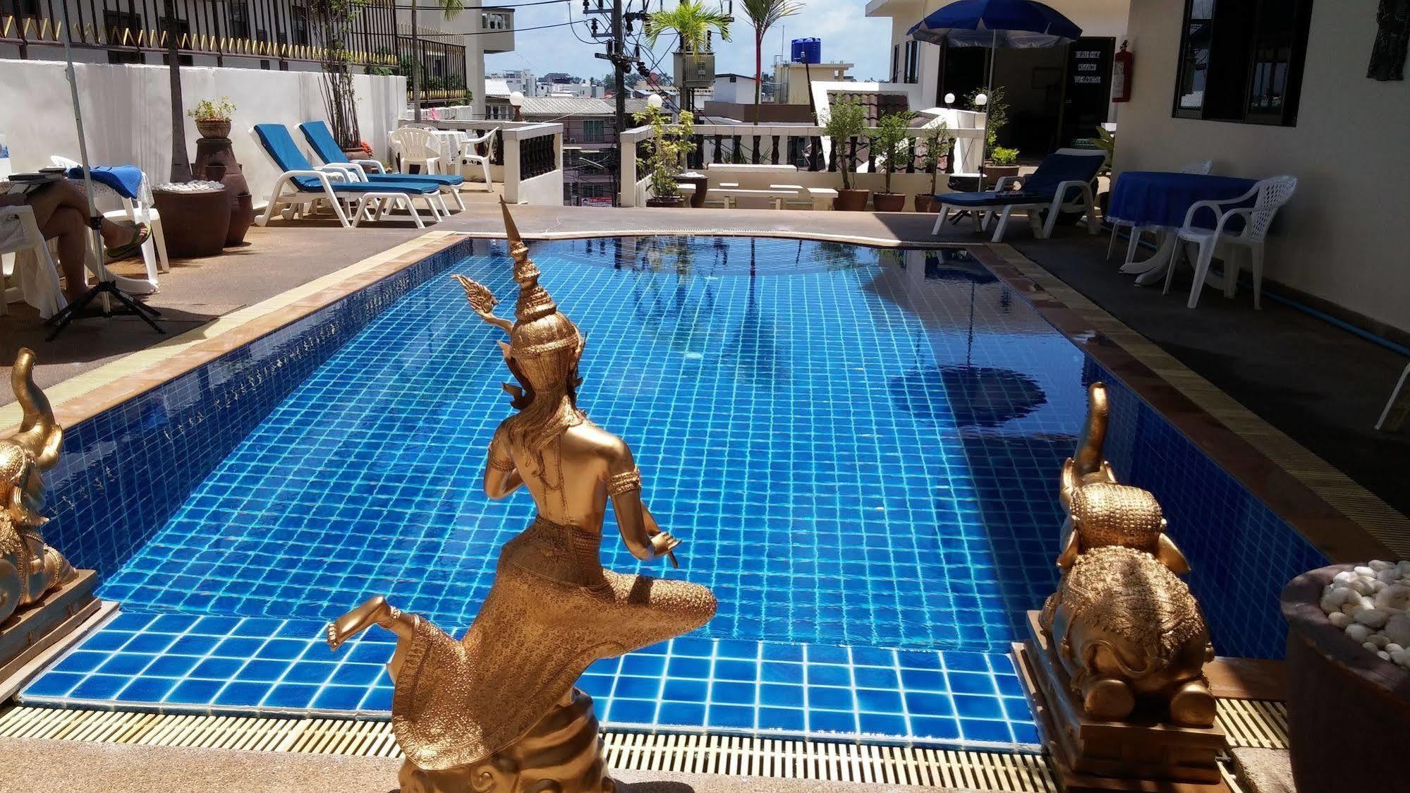 Blue Sky Residence Patong Exterior foto